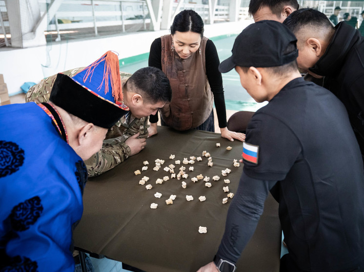 В Улан-Удэ в честь Сагаалгана провели мини-фестиваль национальных игр