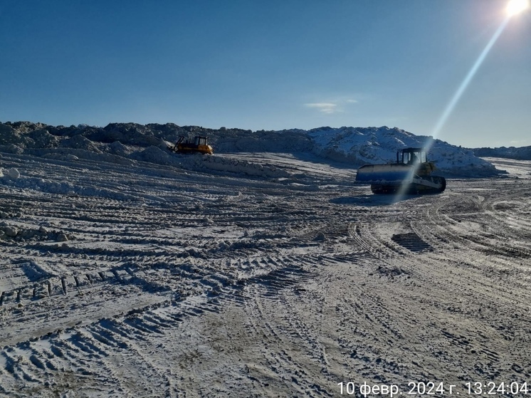 871 тысячу тонн снега вывезли с начала зимнего периода в Екатеринбурге