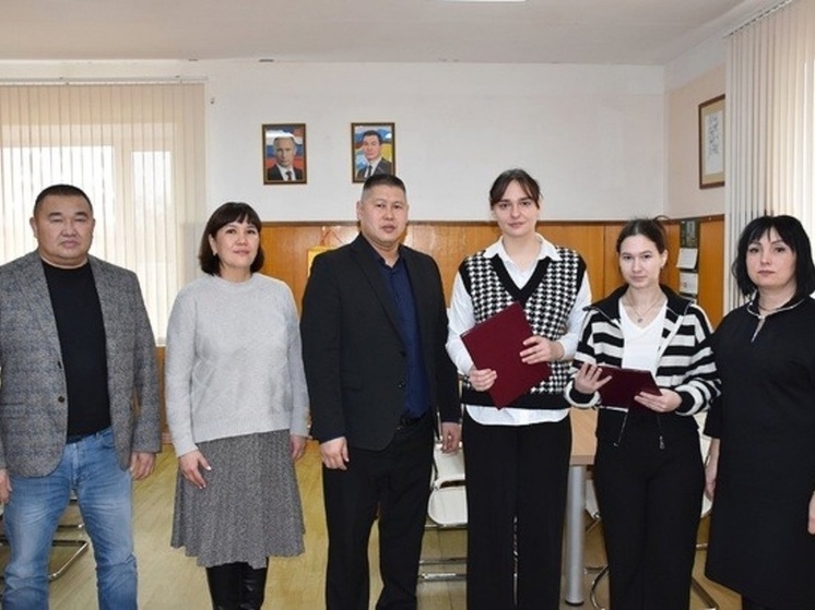 Студенты Калмыкии заключают целевые договоры