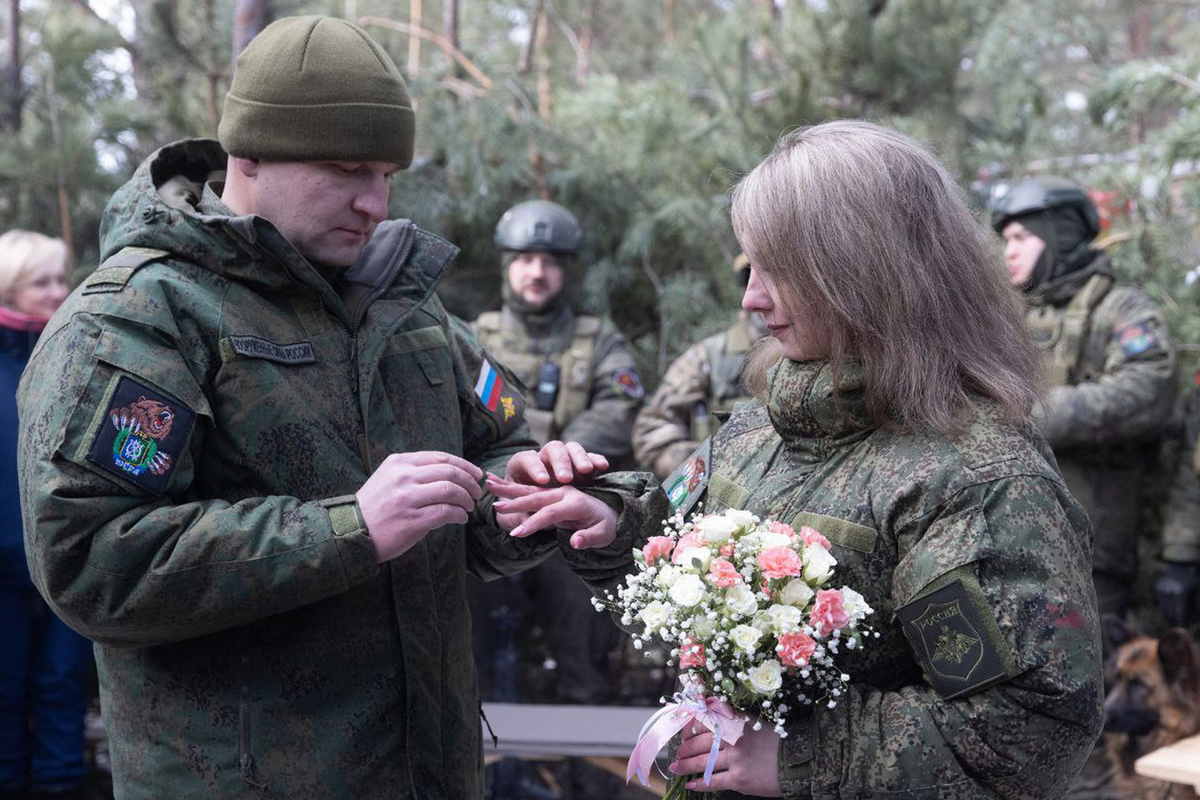 «Впечатления зашкаливают»: девушка рассказала о своей необычной свадьбе в  зоне СВО - МК