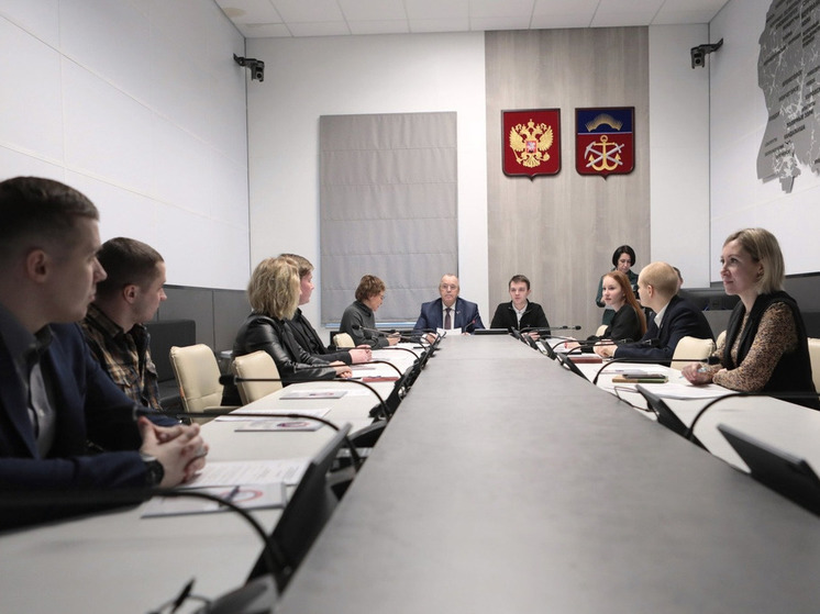 Сергей Дубовой встретился с молодыми парламентариями