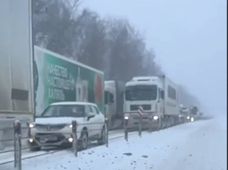 Огромная пробка образовалась на Каширском шоссе в сторону Москвы