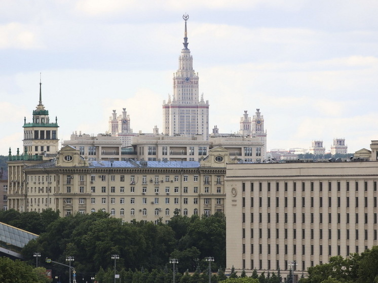 В Москве нашли похищенную из МГУ картину ученика Айвазовского
