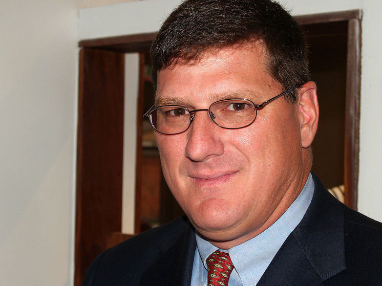 Экс-разведчик Риттер: удар России "Искандерами" уничтожил два батальонов ВСУ