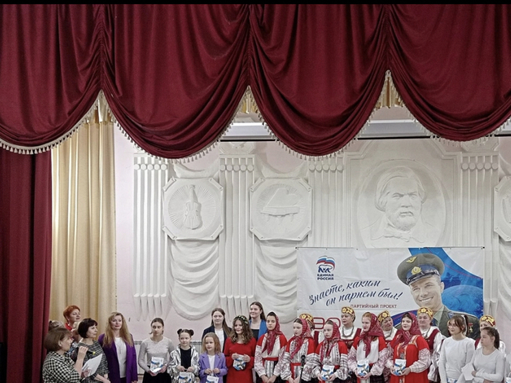 В Ярцево прошли районные этапы областного Конкурса «Знаете, каким он парнем был»