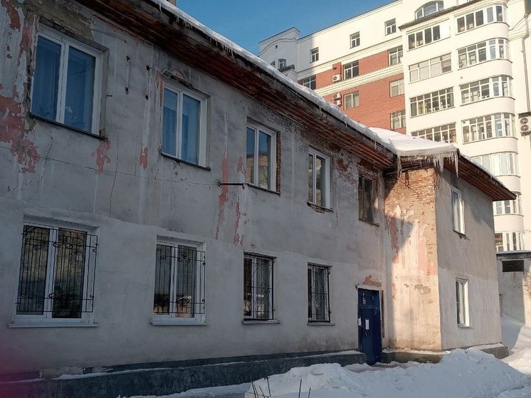  Жильцов треснувшего дома в Барнауле не устроили предложенные компенсации