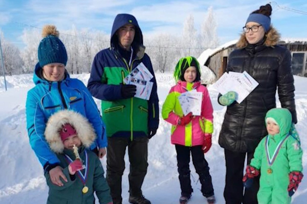 В Макарьевском районе прошли соревнования по лыжному туризму «Крутые Горки»