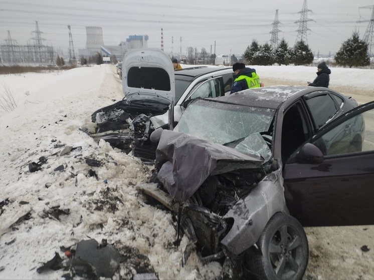 В Тверской области водитель Hyundai погиб при попытке обгона