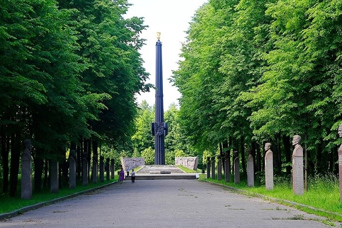 Город герой иваново. Мемориальный комплекс красная Талка. Памятник красная Талка Иваново. Мемориальный ансамбль красная Талка в Иваново. Иваново красная Талка парк.