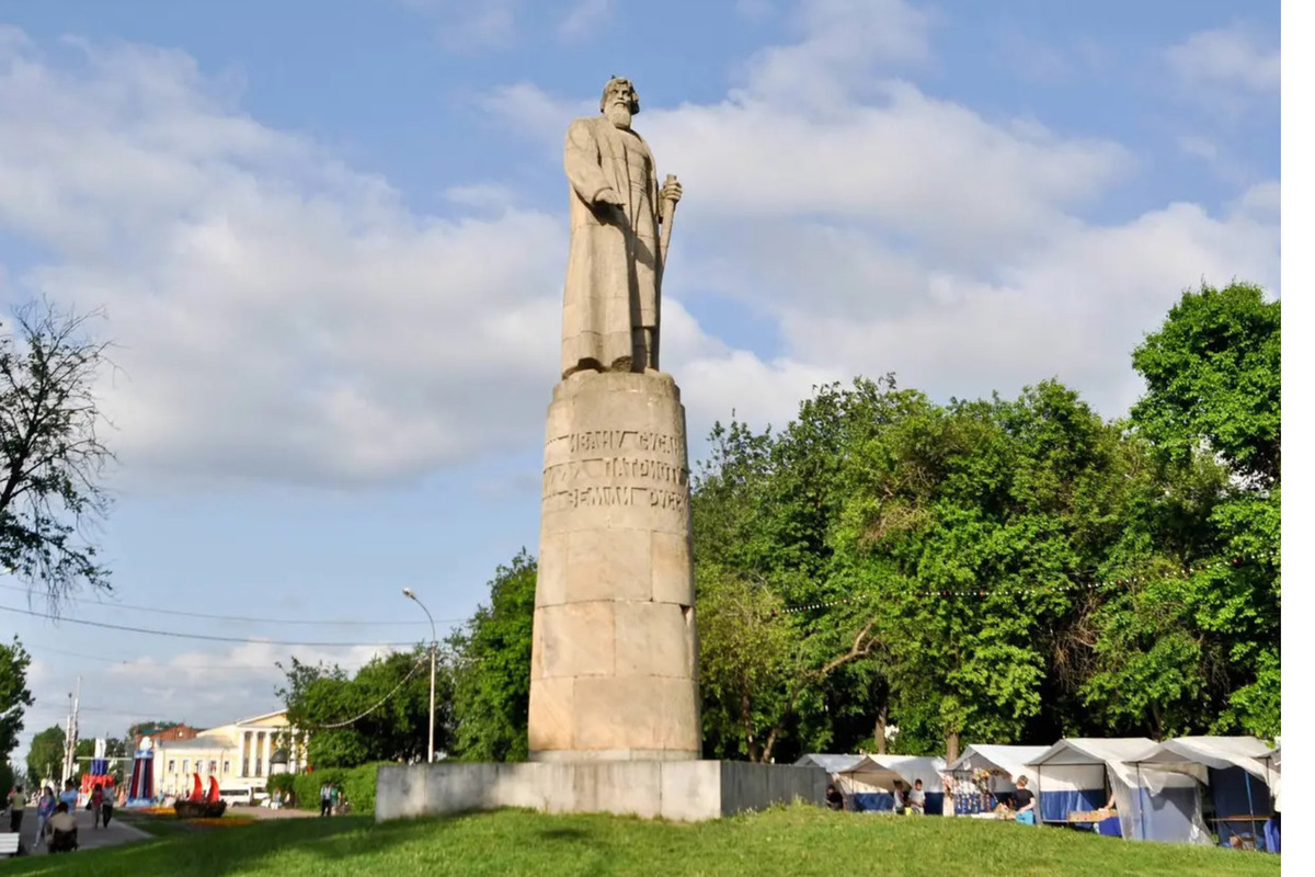 В Костромской ИООКН решили, что памятник Ивану Сусанину пора реставрировать