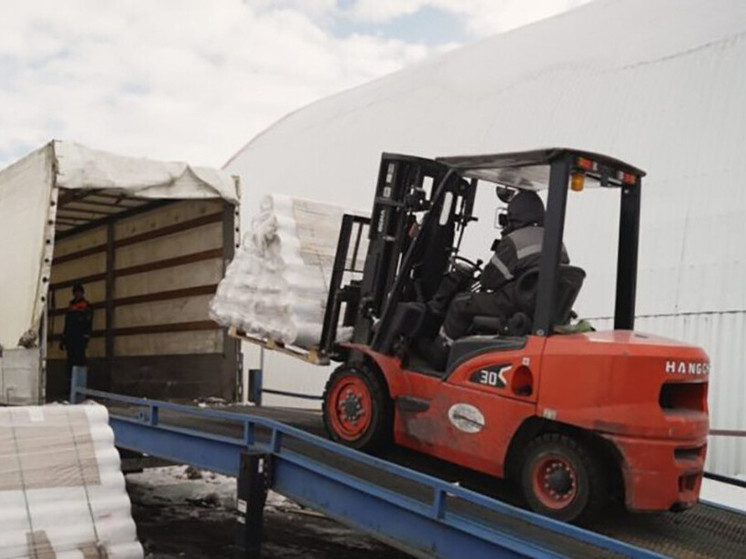 Ростовская область передала новым регионам страны более одного миллиона метров полиэтилена