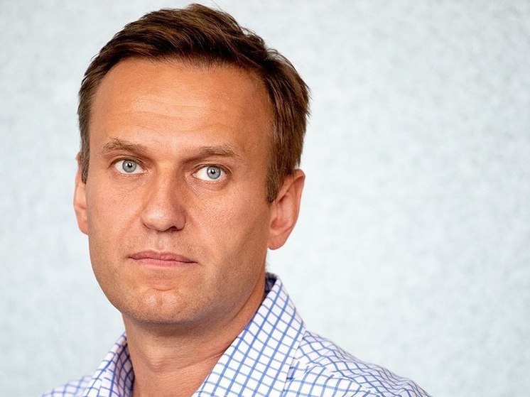 В Красноярске обсуждают сообщение о смерти политика Алексея Навального*