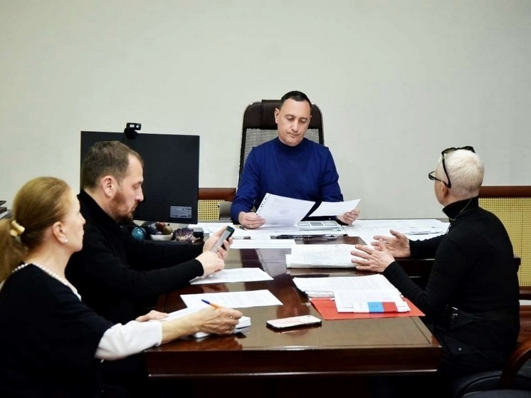 Депутат ЗСК Виктор Тепляков провёл приём граждан в Центральном районе Сочи