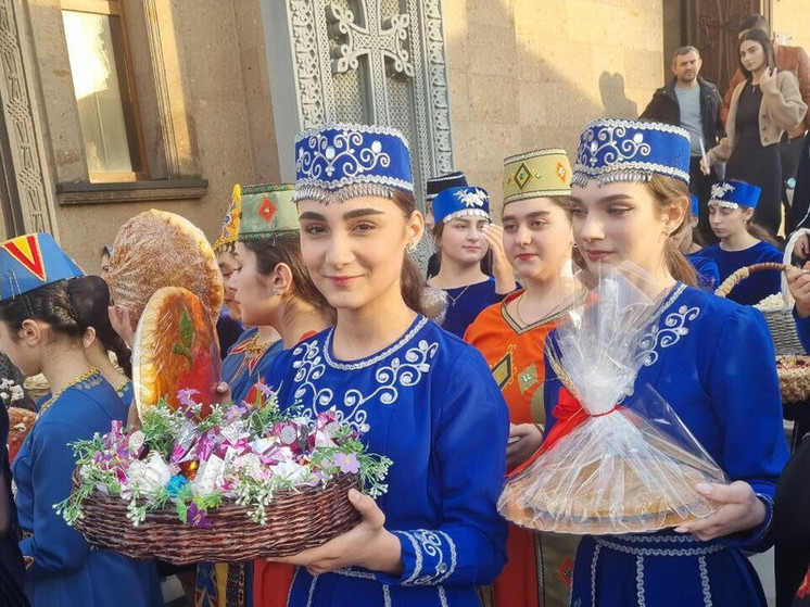 В Новороссийске армяне отметили национальный праздник Трндез