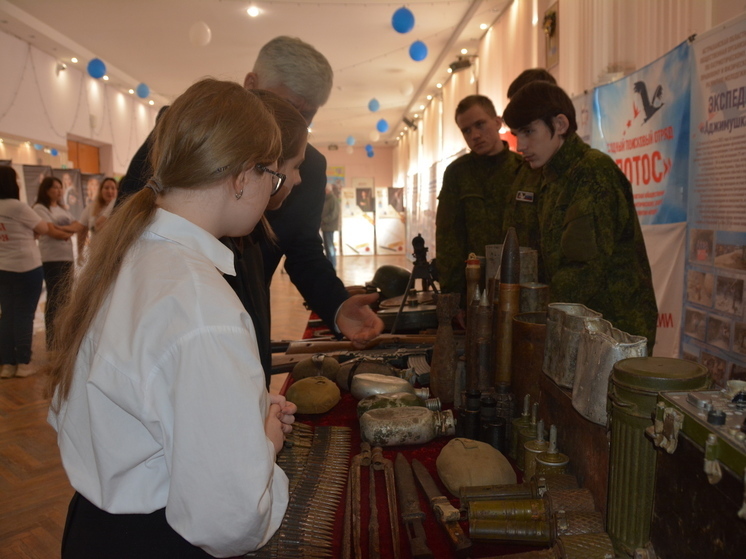В Астрахани около 600 учащихся школ и колледжей города приняли участие в уроке мужества
