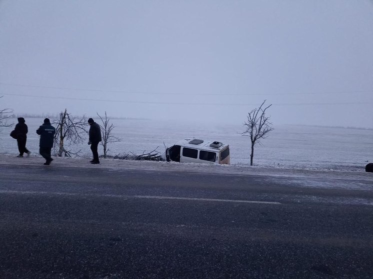 На Ставрополье из-за небезопасной скорости на зимней дороге в ДТП пострадали три человека