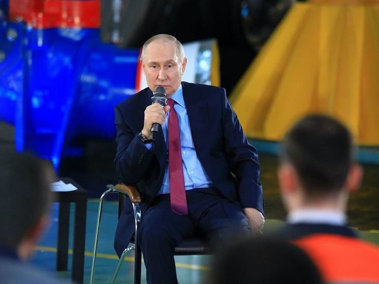 Владимир Путин поддержал идею переноса ЧЭМК за пределы Челябинска