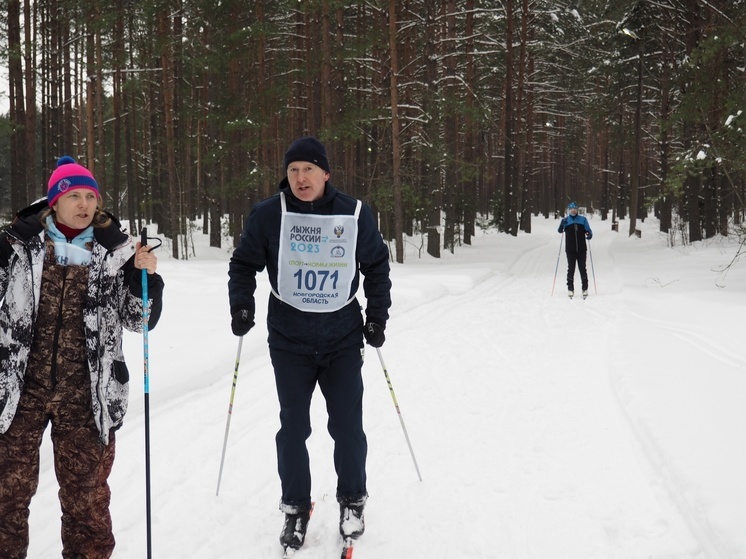 В Новгородской области состоялась традиционная лыжная гонка «Хвойнинская лыжня»
