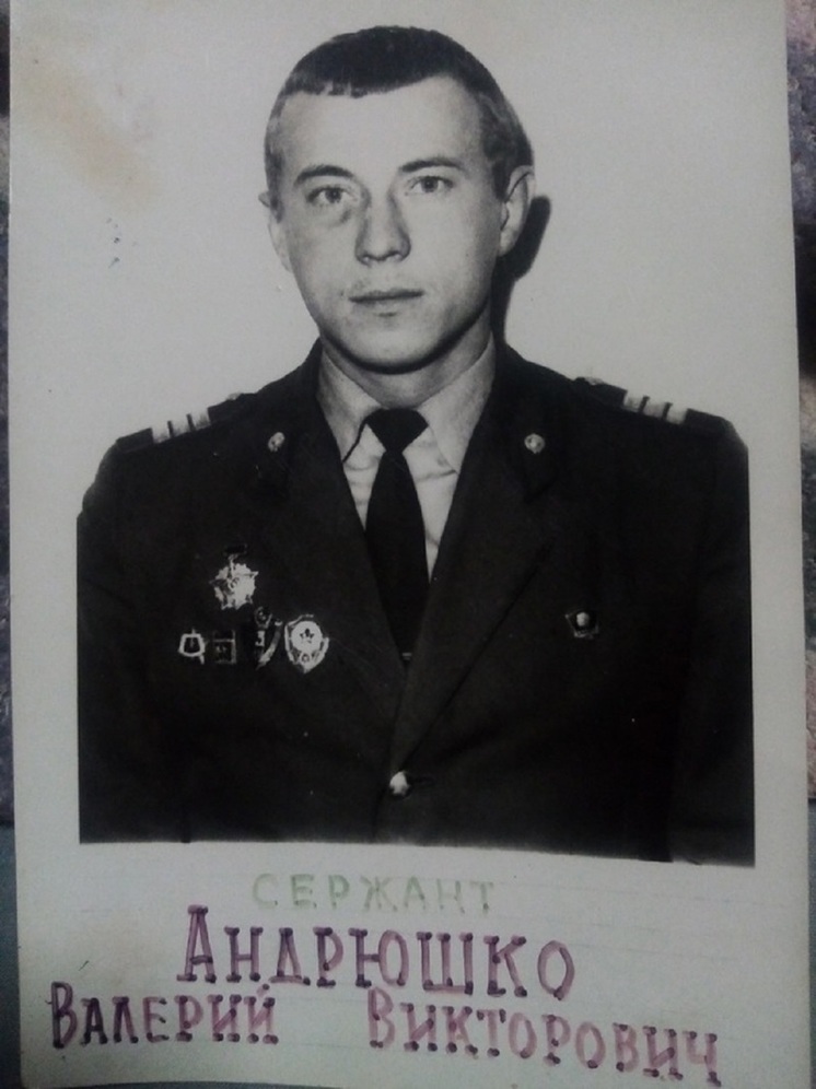 В Тверской области женщина ищет по фотографиям знакомых умерших родителей