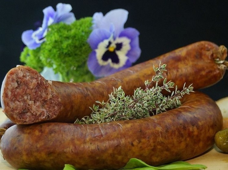 Москвичи распробовали забайкальскую колбасу из изюбря и рябчика
