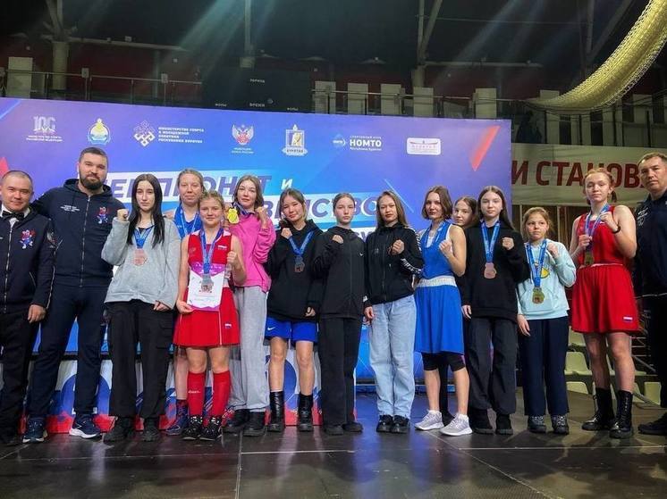 Девять медалей завоевала сборная Забайкалья на Чемпионате ДФО по боксу