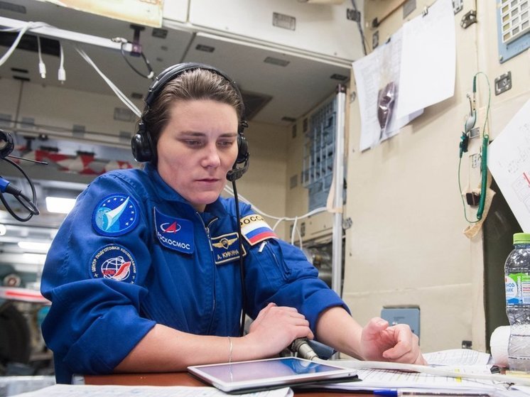 Космонавты Анна Кикина и Андрей Федяев могут не получить звание Героев России