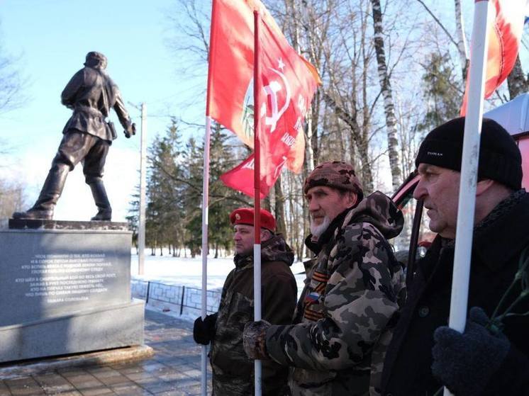 Никитин выступил на митинге в Шимске в честь 80-летия освобождения поселка