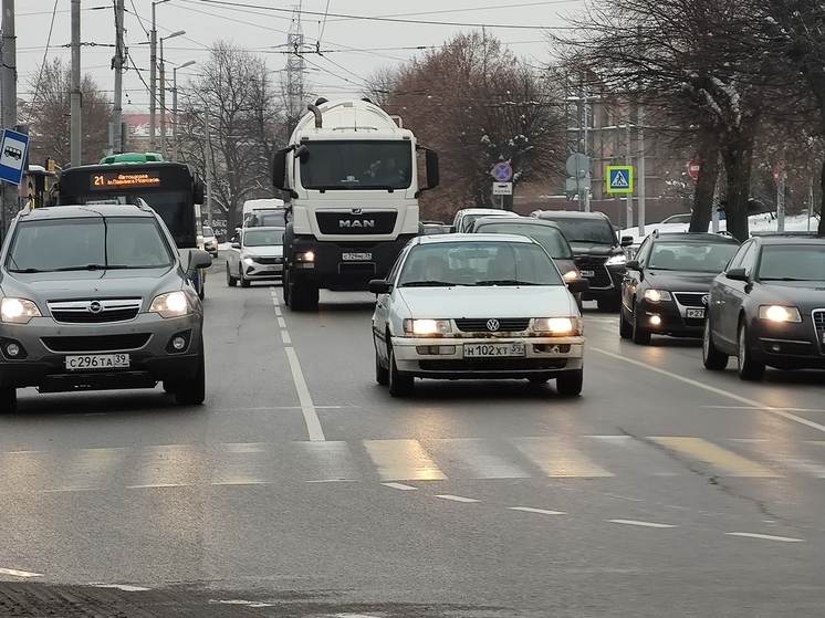 Часть улиц в Калининграде временно перекроют 23 февраля