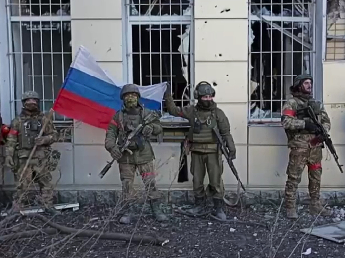 Avdeevka was taken: footage of the raising of the Russian tricolor and the flight of the Ukrainian Armed Forces