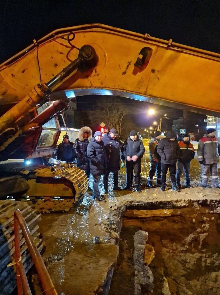 В Железногорск на место коммунальной аварии выехал замгубернатора Дедов
