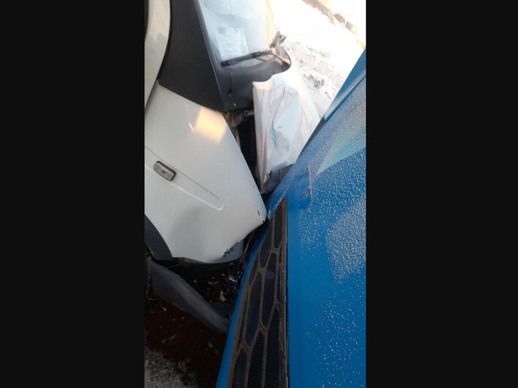 ДТП с участием грузовика и автобуса произошло в Кемерове