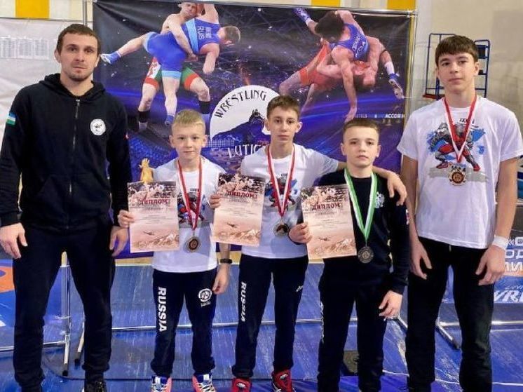 Борцы из Башкортостана завоевали четыре медали на турнире в Беларуси