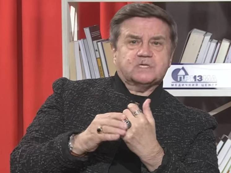 Украинский политолог Карасев призвал Киев к дипломатии после потери Авдеевки