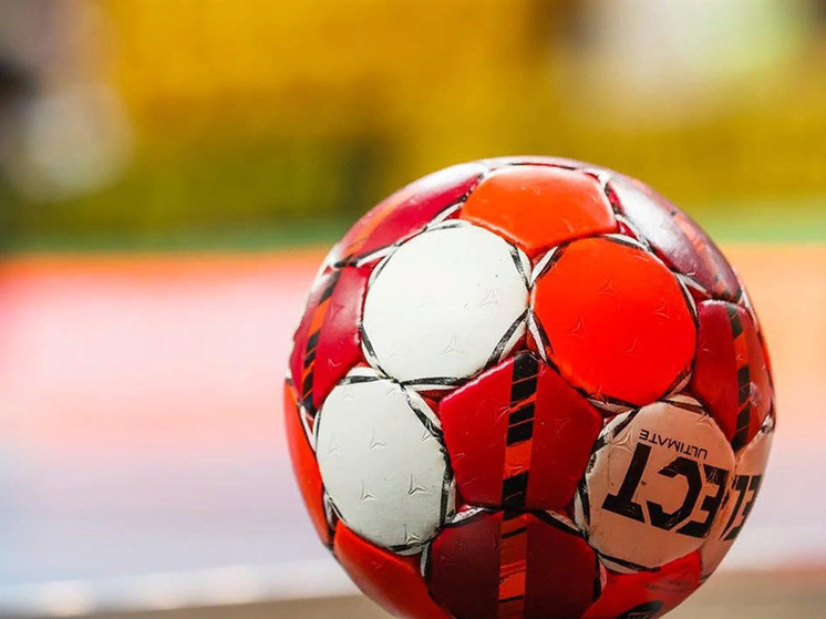 Молодые астраханские гандболисты выиграли 2 матча в Краснодаре