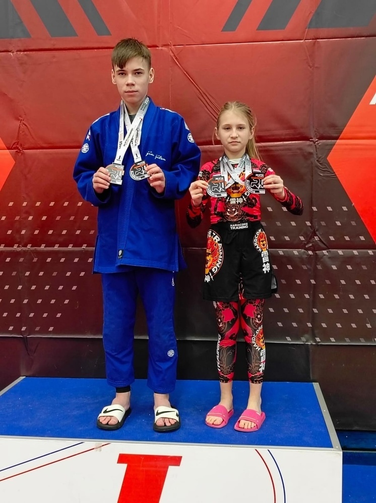 Юные бойцы из Петрозаводска завоевали золото на всероссийском турнире