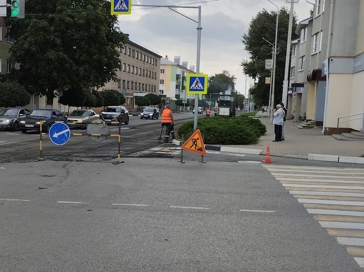 Пушилин поручил республиканским властям подготовиться к ремонту дорог