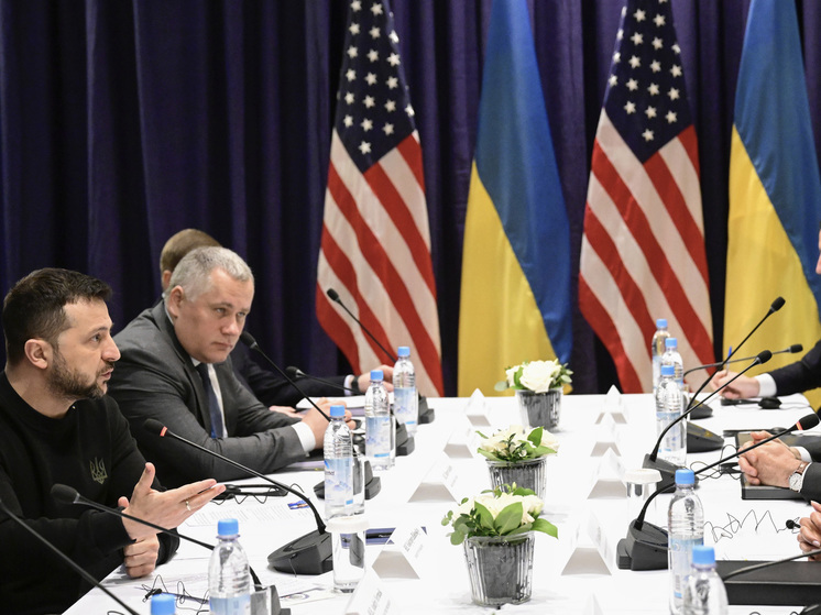 Politico: план Запада по Украине - "просто не дать развалиться ВСУ"