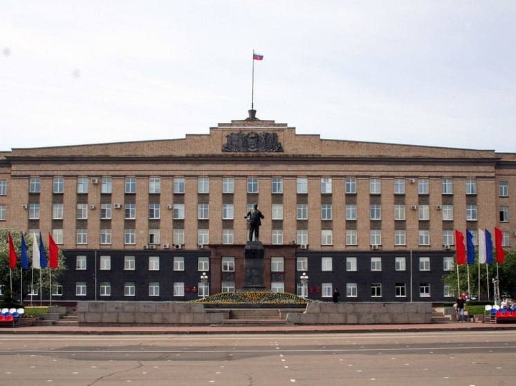 Выступления артистов спроецируют на фасад здания правительства Орловской области