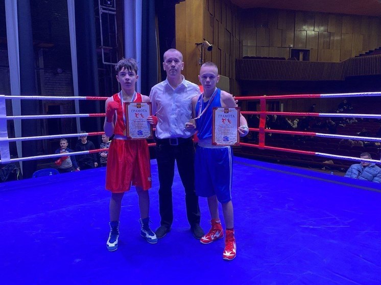 Мелитопольские боксёры получили 2 золотые медали на турнире в Бердянске