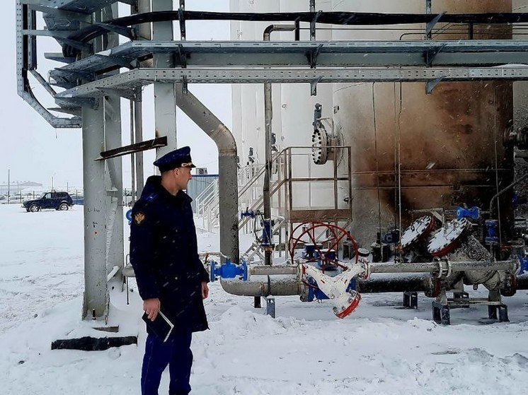 Помощь пострадавшим на заводе в Балакове проконтролирует губернатор