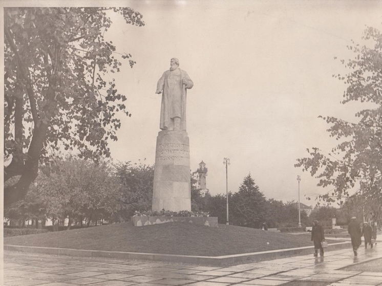 Памятник Ивану Сусанину в Костроме ждет реставрация