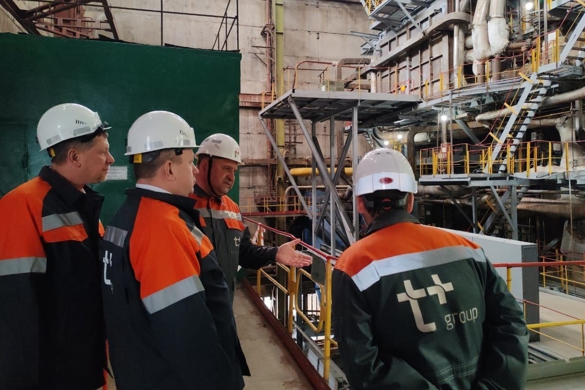 Саратов балтайск волейбол. Россети волга саратов. Энергетик россети. Саратовский энергетик. Тэц балаково.