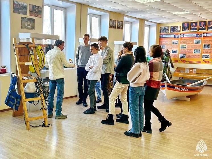 Смоленские студенты медики побывали в музее МЧС
