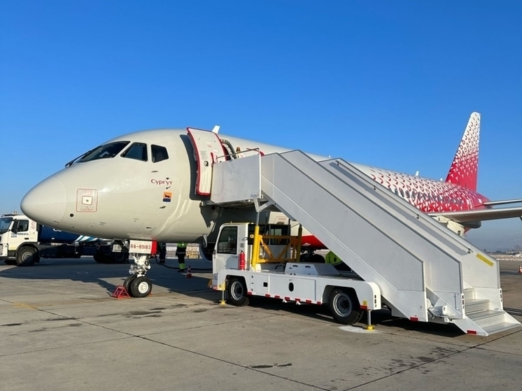 Два новых аэродромных трапа приобрели для аэропорта в Чите