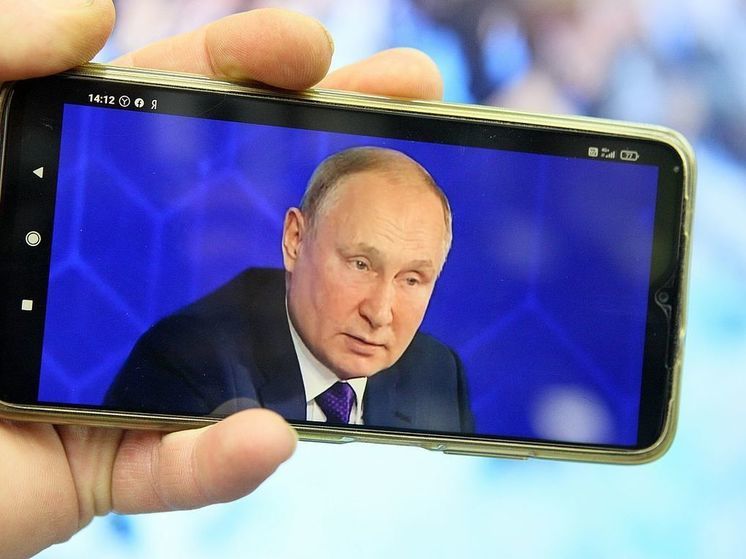 Российские телеканалы предусмотрели час на трансляцию послания Путина Совету Федерации