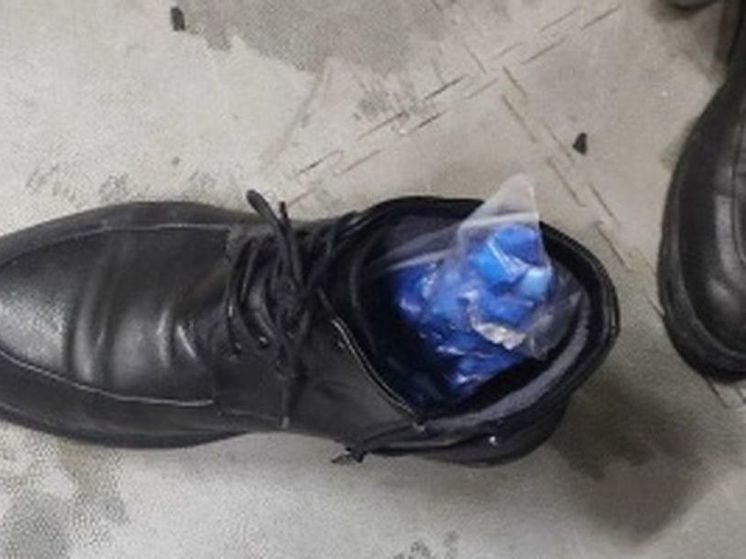 На улице Дзержинского в Рязани задержали 44-летнего мигранта с наркотиками