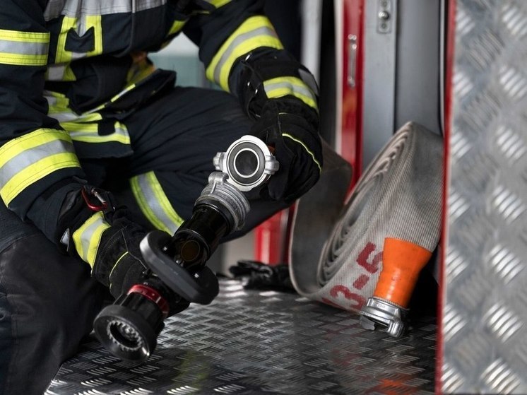 В Москве 17 человек спасли из горящего жилого дома