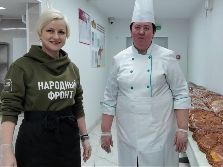 1000 пирогов испекли кулинары для бойцов на Запорожском направлении
