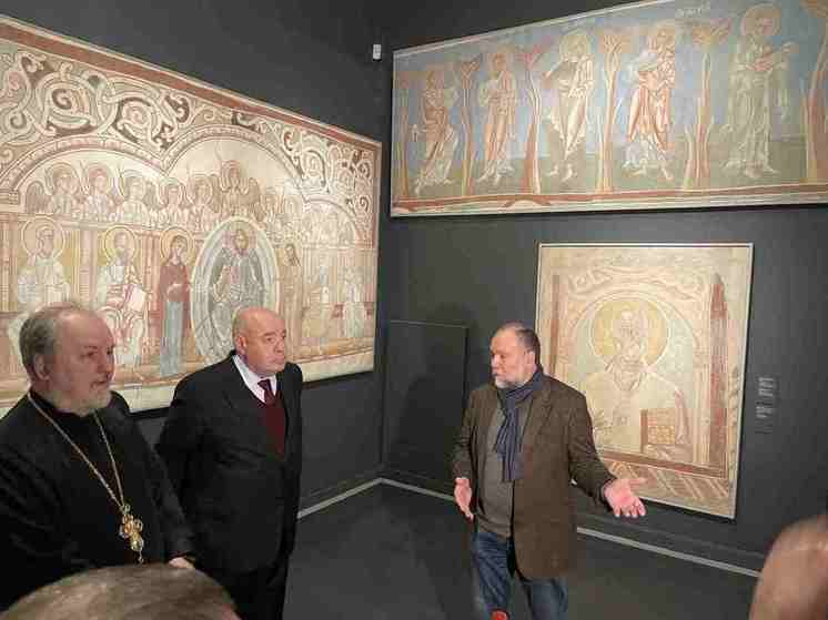 Выставка посвящена российской и грузинской живописи