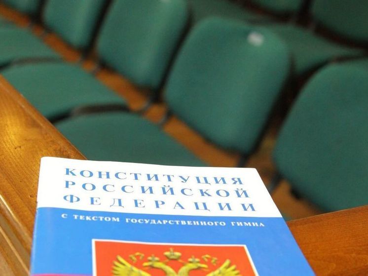 В Можайске перед судом предстанет водитель за наезд на светофоре